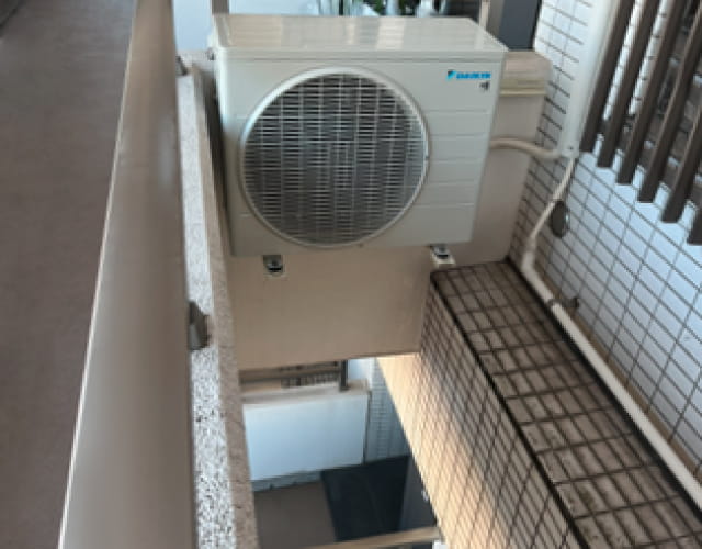 吹き抜け危険工事